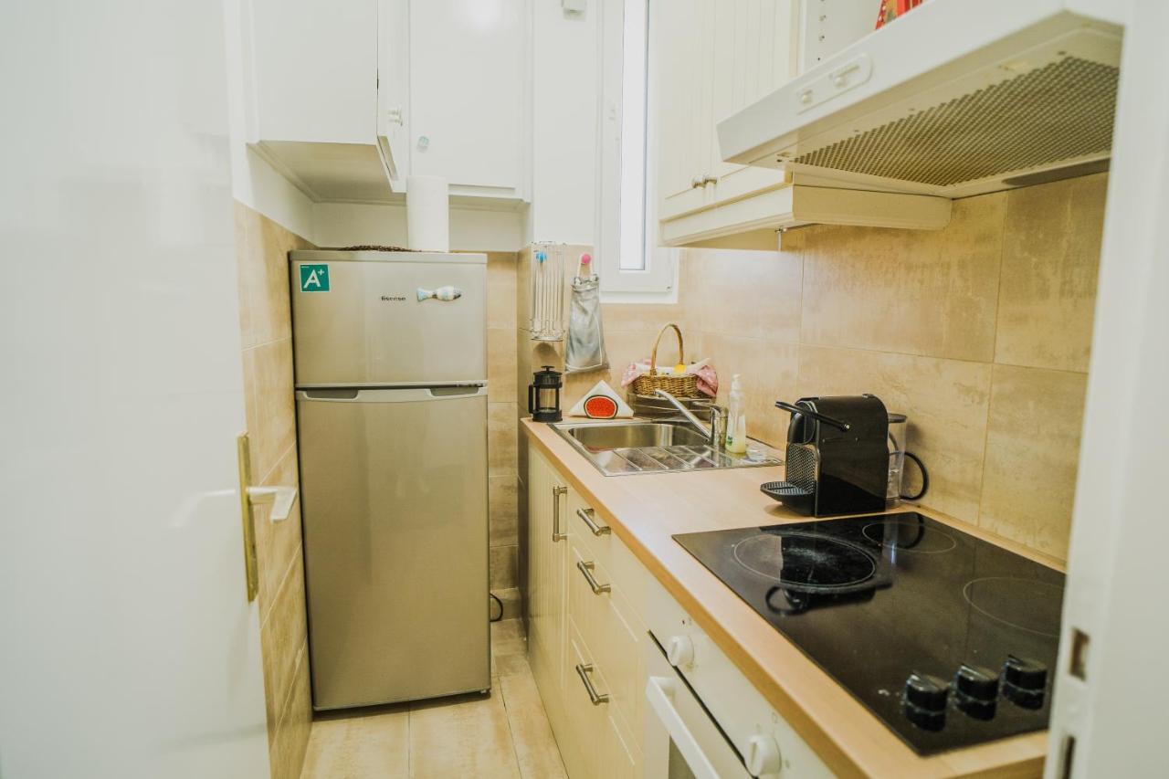 Green Apartment Ground Floor Feel Like Home Properties Saronida Eksteriør billede